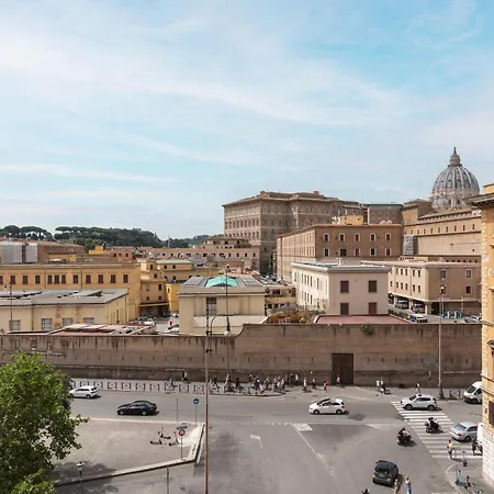 Vista Su San Pietro - La Venere Su Apartment *