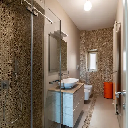 Vista Su San Pietro - La Venere Su Apartment *
